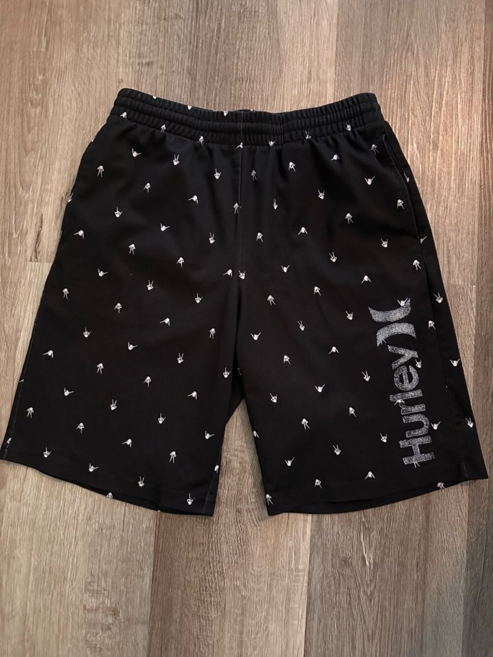 Hurley skull hand lounge gym shorts youth boy large